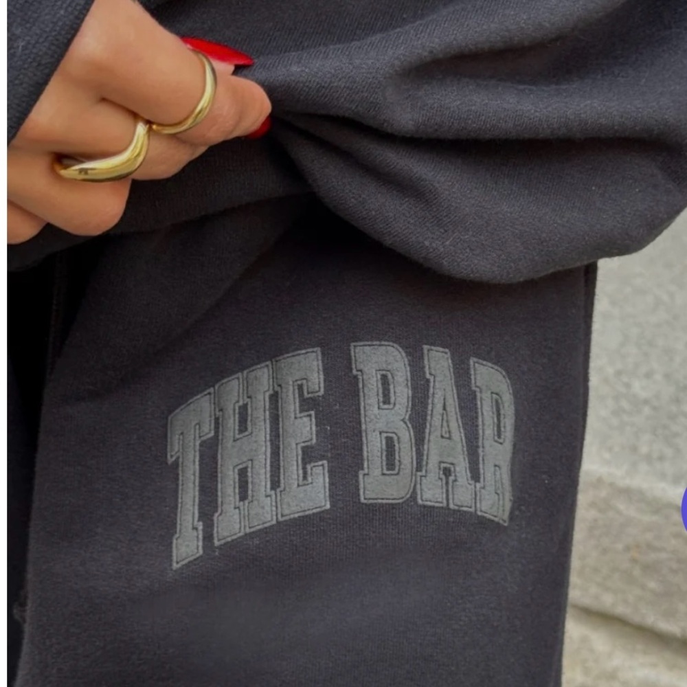 The Bar Varsity Sweatpants in size Small. Run big. Fit more like a Medium/Large